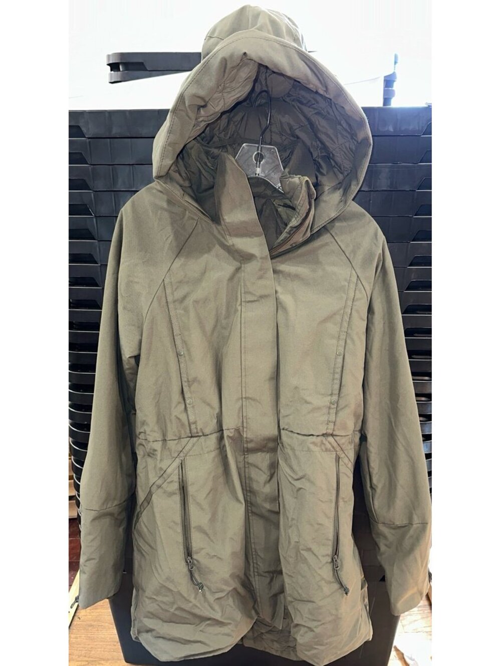 Champion army green thick winter coat size medium excellent condition
